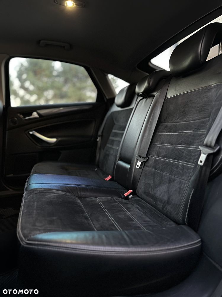 Ford Mondeo - 16