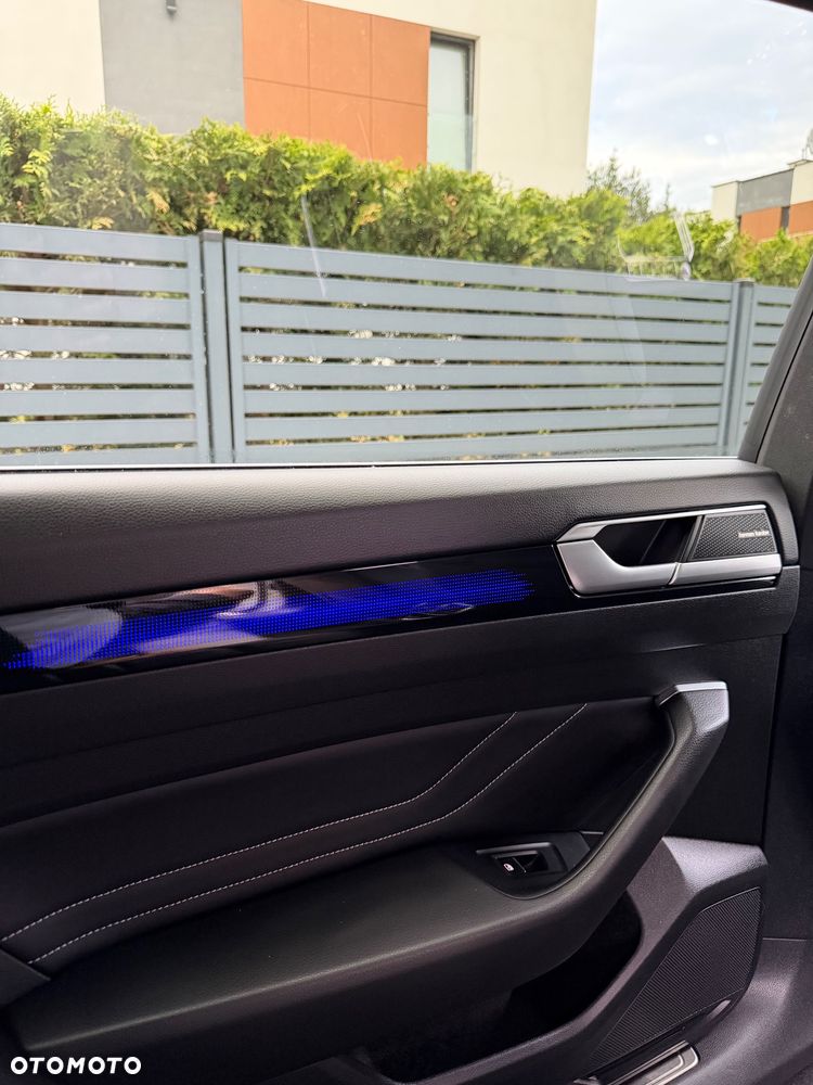 Volkswagen Arteon 2.0 TDI 4Motion R-Line DSG - 15
