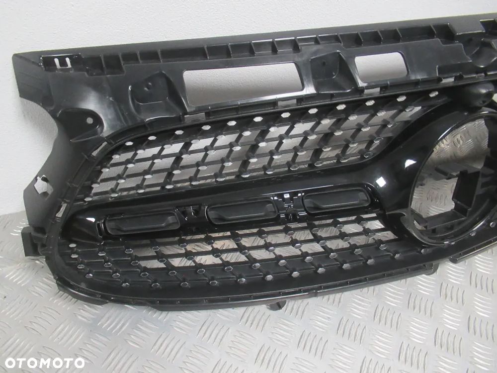 GRILL GRIL ATRAPA MERCEDES GLA II AMG W247 H247 2020- - 4