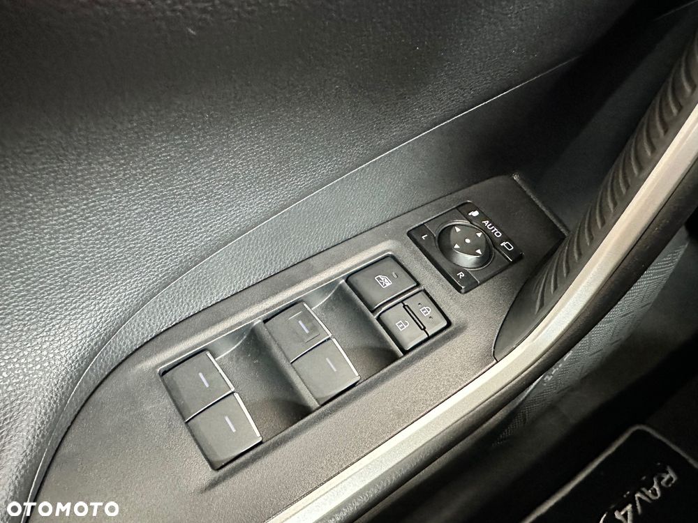 Toyota RAV4 2.5 Hybrid Comfort 4x2 - 29