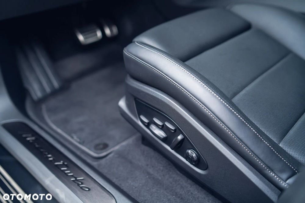 Porsche Macan - 19