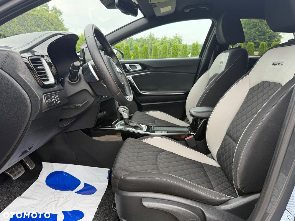 Kia ProCeed 1.5 T-GDI DCT7 OPF GT LINE - 13
