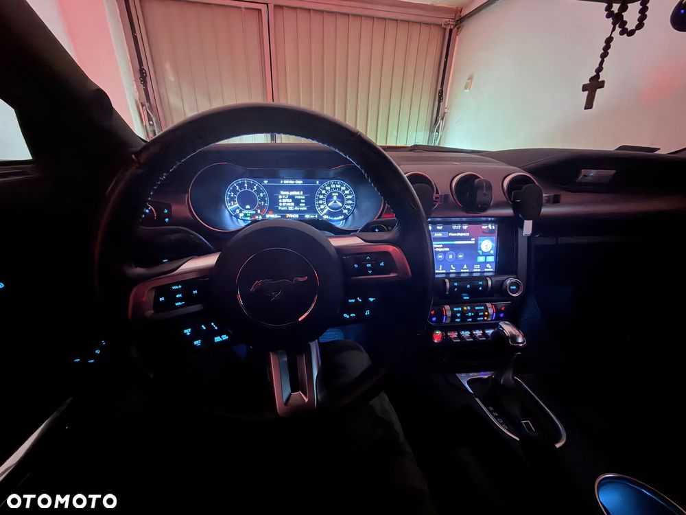 Ford Mustang 5.0 V8 GT - 28
