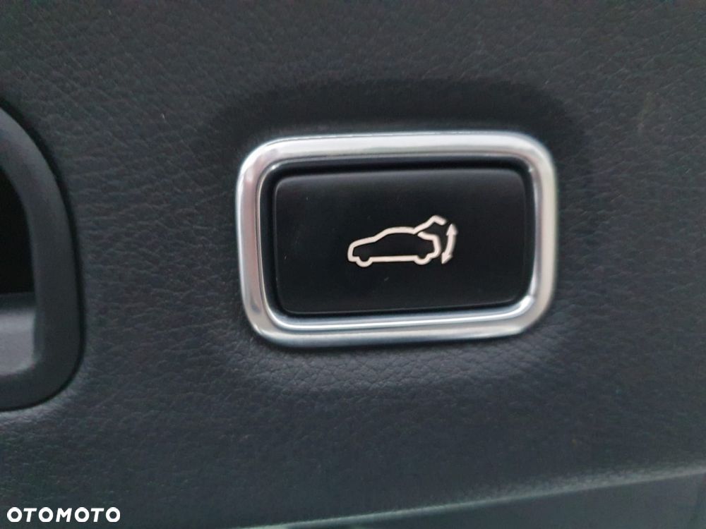 Kia Stinger 2.0 T-GDI GT Line - 23