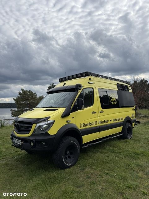Mercedes-Benz Sprinter - 2