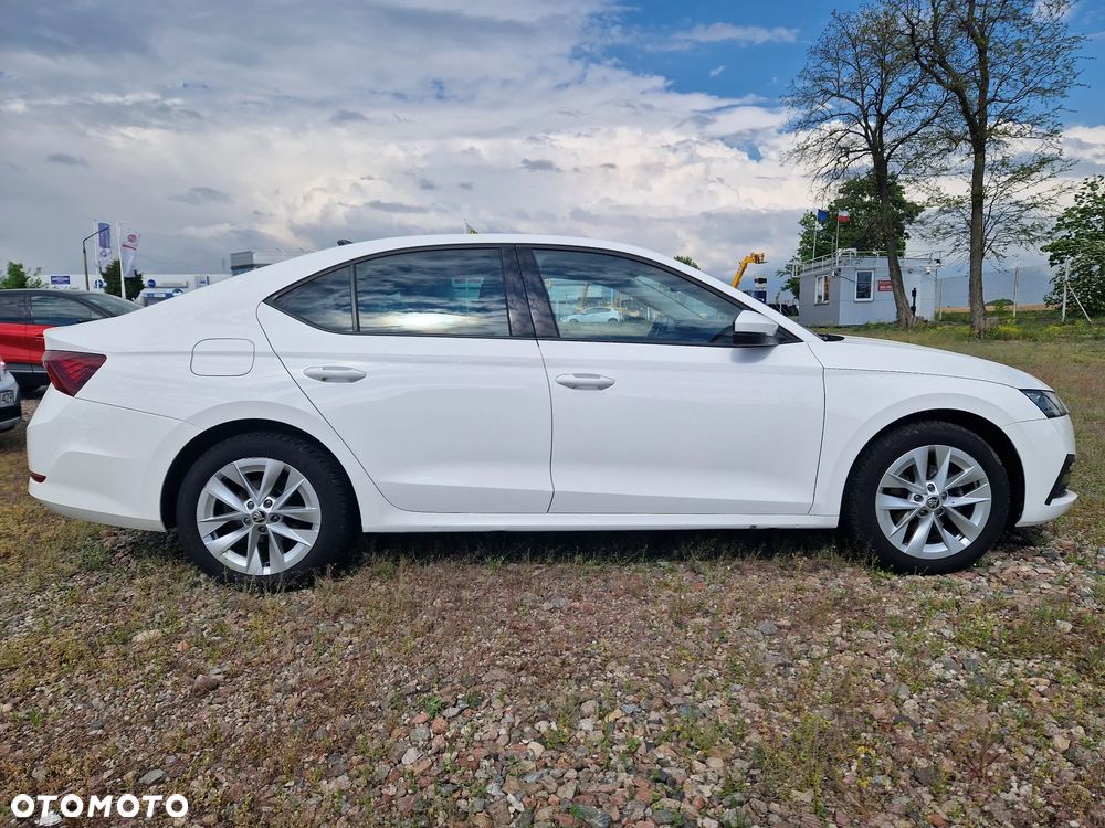 Skoda Octavia 2.0 TDI Ambition DSG - 4