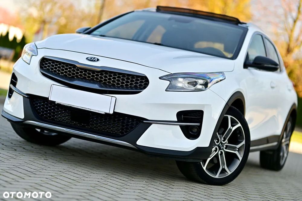 Kia XCeed 1.6 CRDi (48V Mild-Hybrid) DCT7 PLATINUM - 3