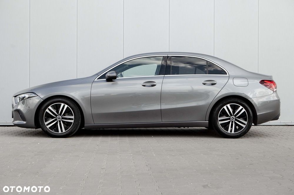 Mercedes-Benz Klasa A 180 Progressive 7G-DCT - 13