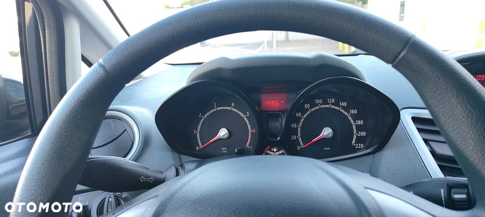 Ford Fiesta - 30