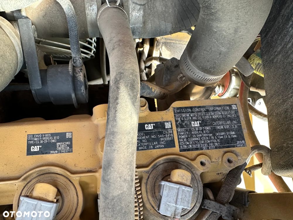 Caterpillar 907M - 30