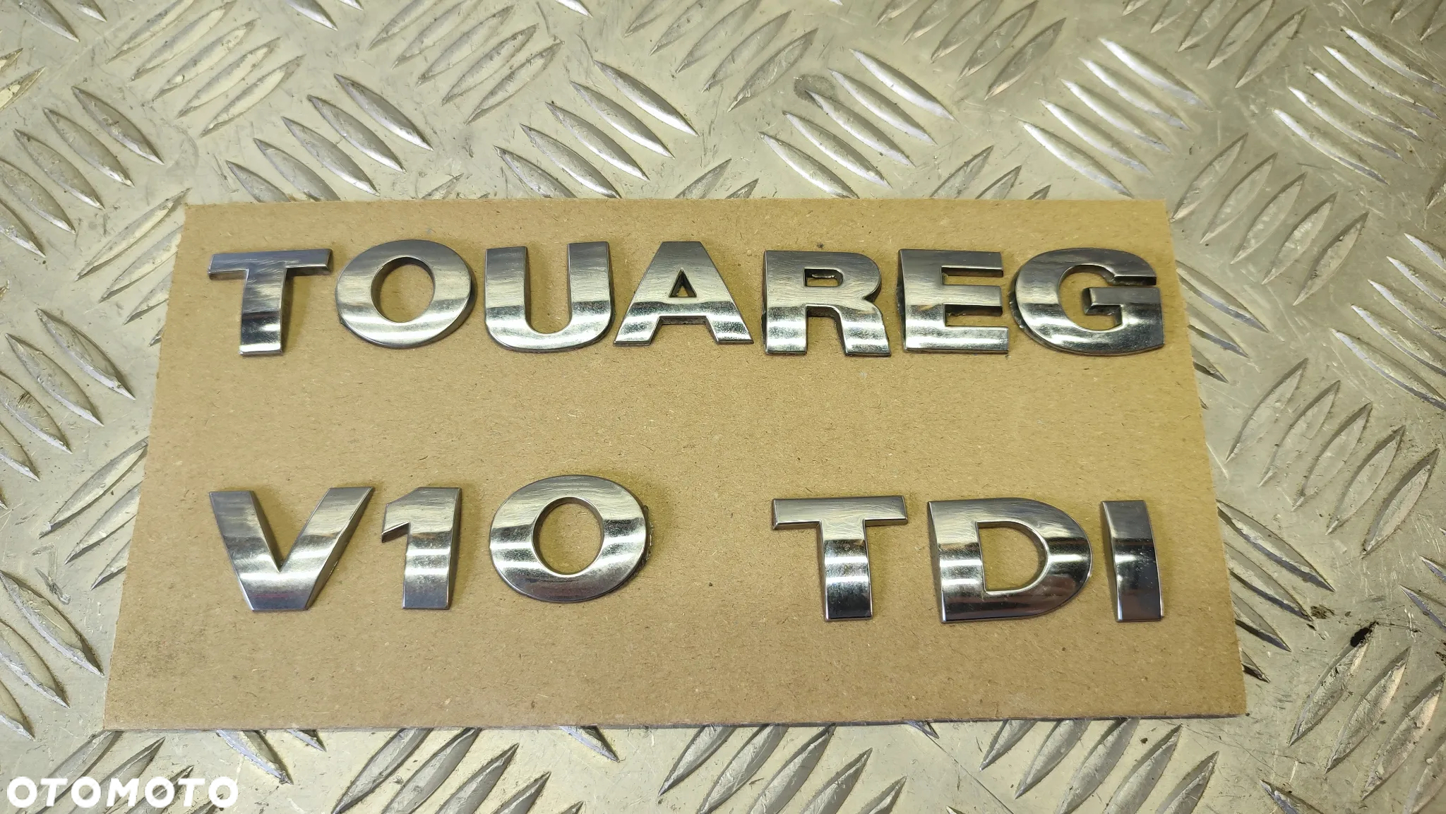 VW TOUAREG 7L 03-09R EMBLEMAT LITERY V10 TDI - 2