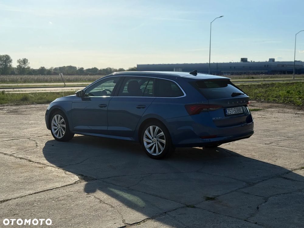 Skoda Octavia Combi 1.5 TSI e-TEC DSG Ambition - 4