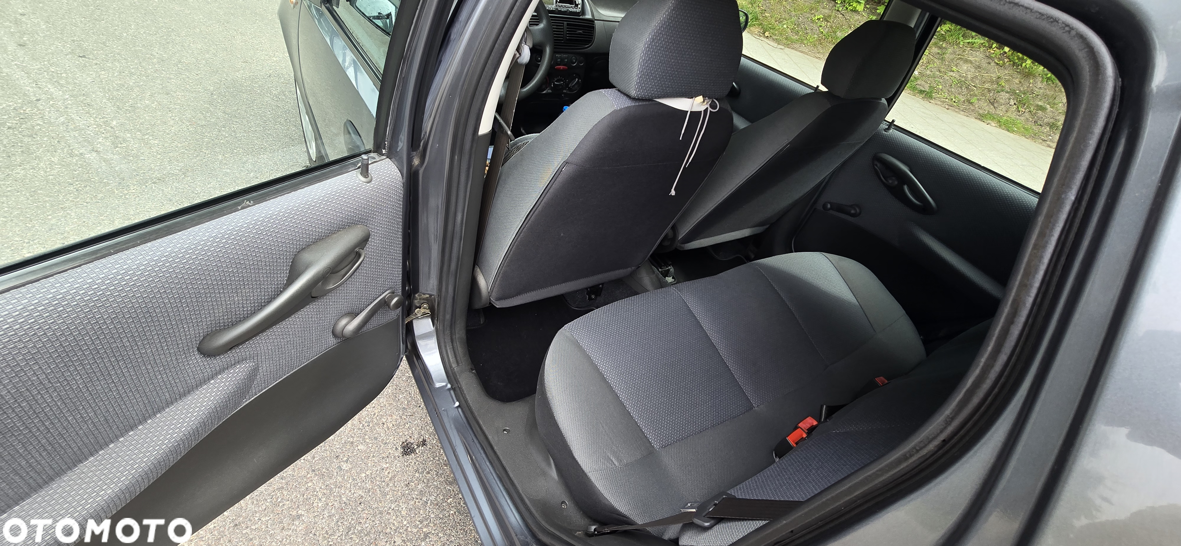 Fiat Punto 1.2 8V - 6