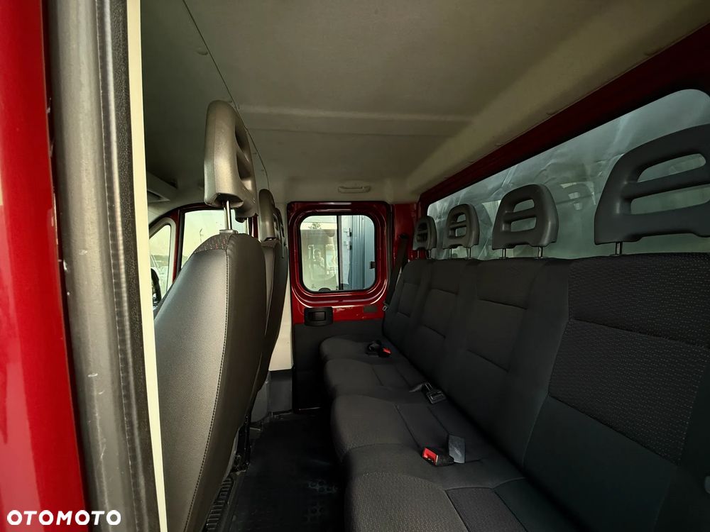 Peugeot Boxer 2.2 HDI /123.914KM PRZEBIEG /  2020 ROK PRODUKCJI / Doka Brygadówka Podwójna Kabina 7-osobowa / Bezwypadkowy / ZAREJESTROWANY W PL - 22