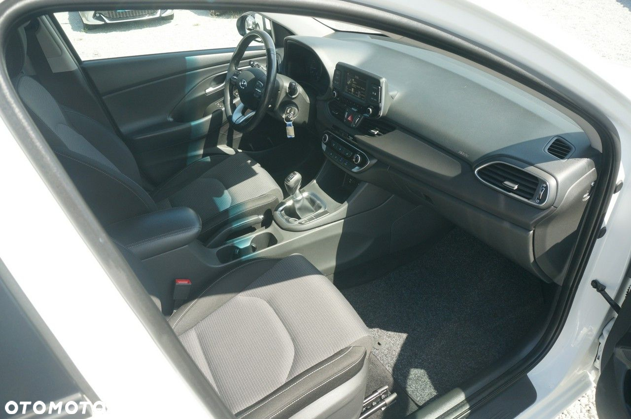 Hyundai i30 - 26