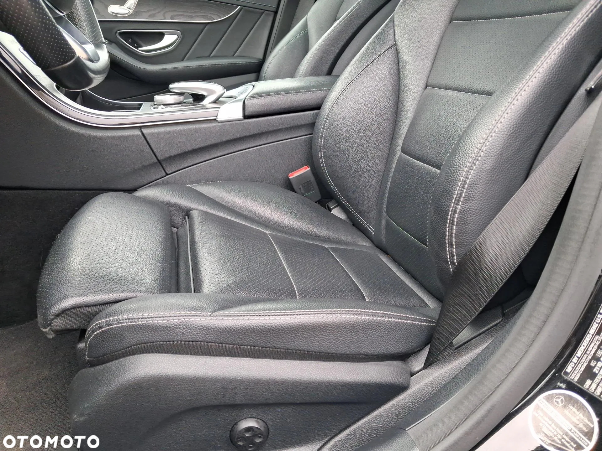 Mercedes-Benz Klasa C 300 7G-TRONIC Exclusive - 12