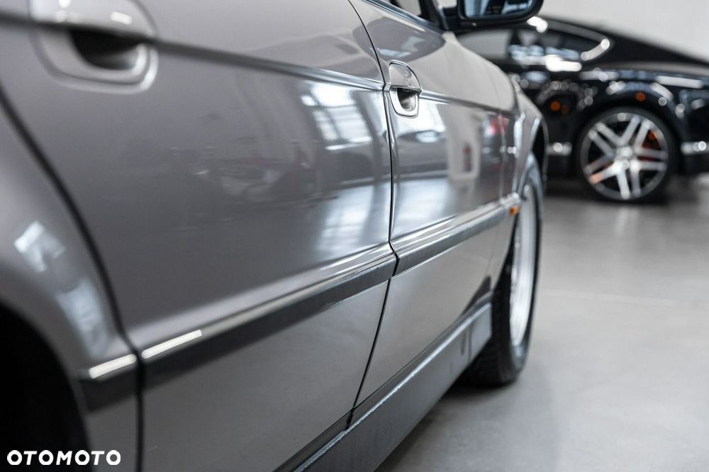 BMW Seria 7 740i V8 - 30