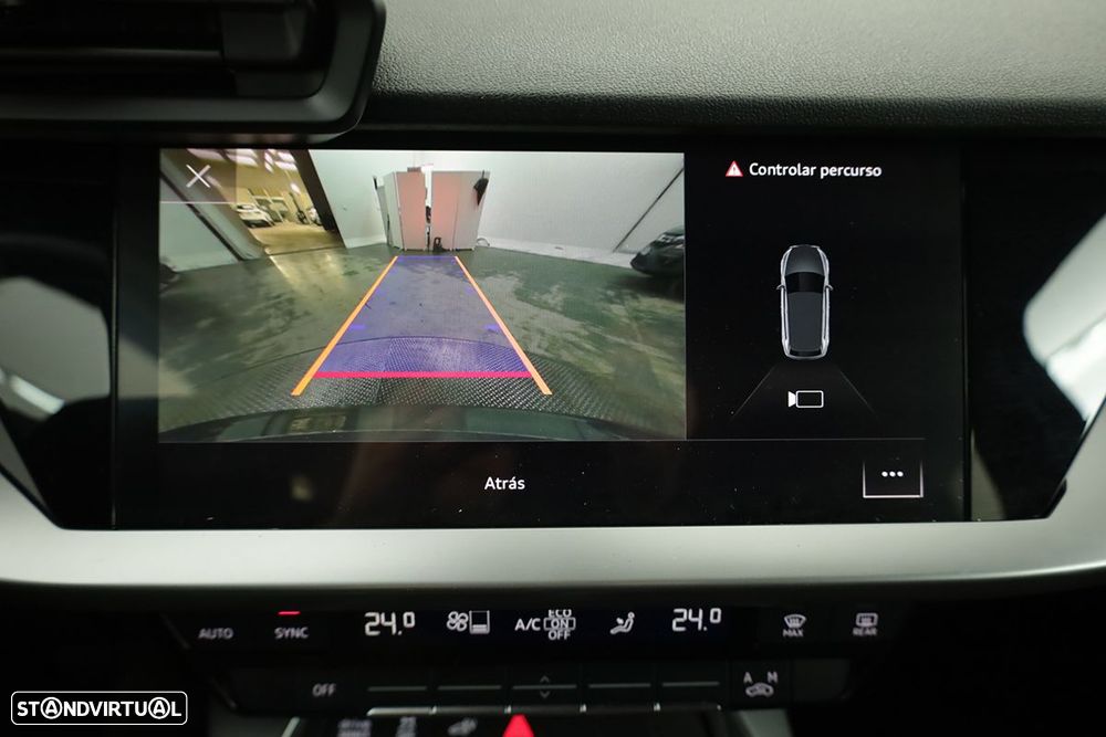 Audi A3 Sportback 45 TFSIe S line - 11