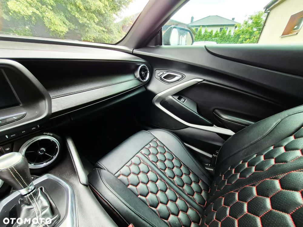 Chevrolet Camaro - 13