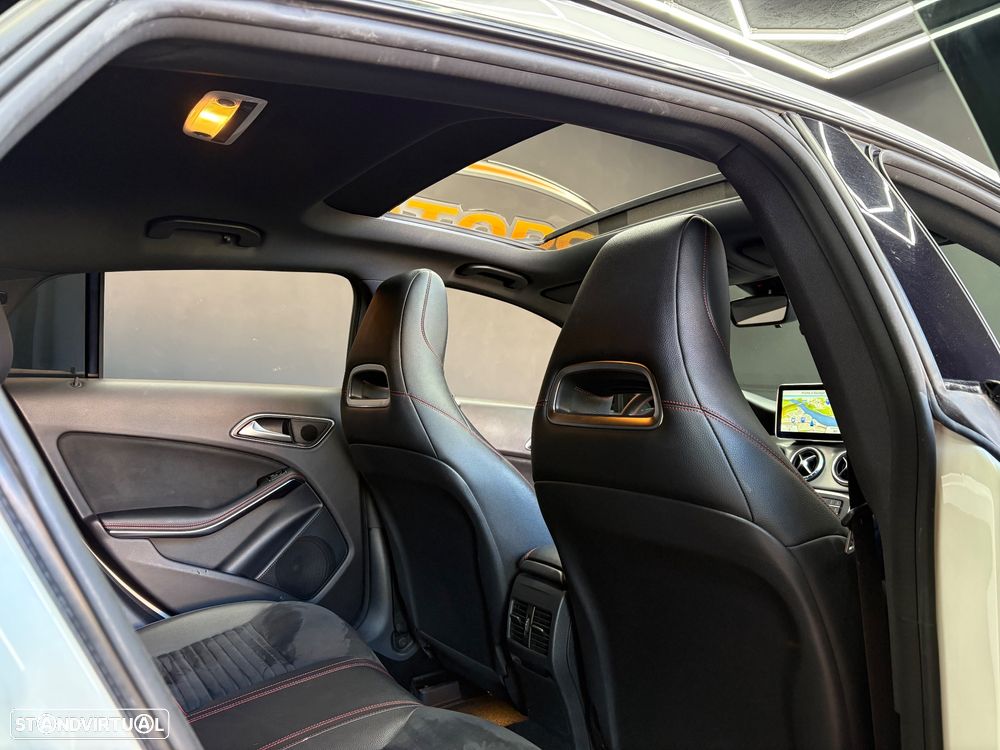 Mercedes-Benz CLA 220 d Shooting Brake AMG Line Aut. - 40