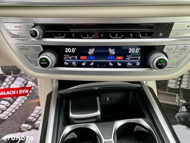BMW Seria 7 750d xDrive - 14