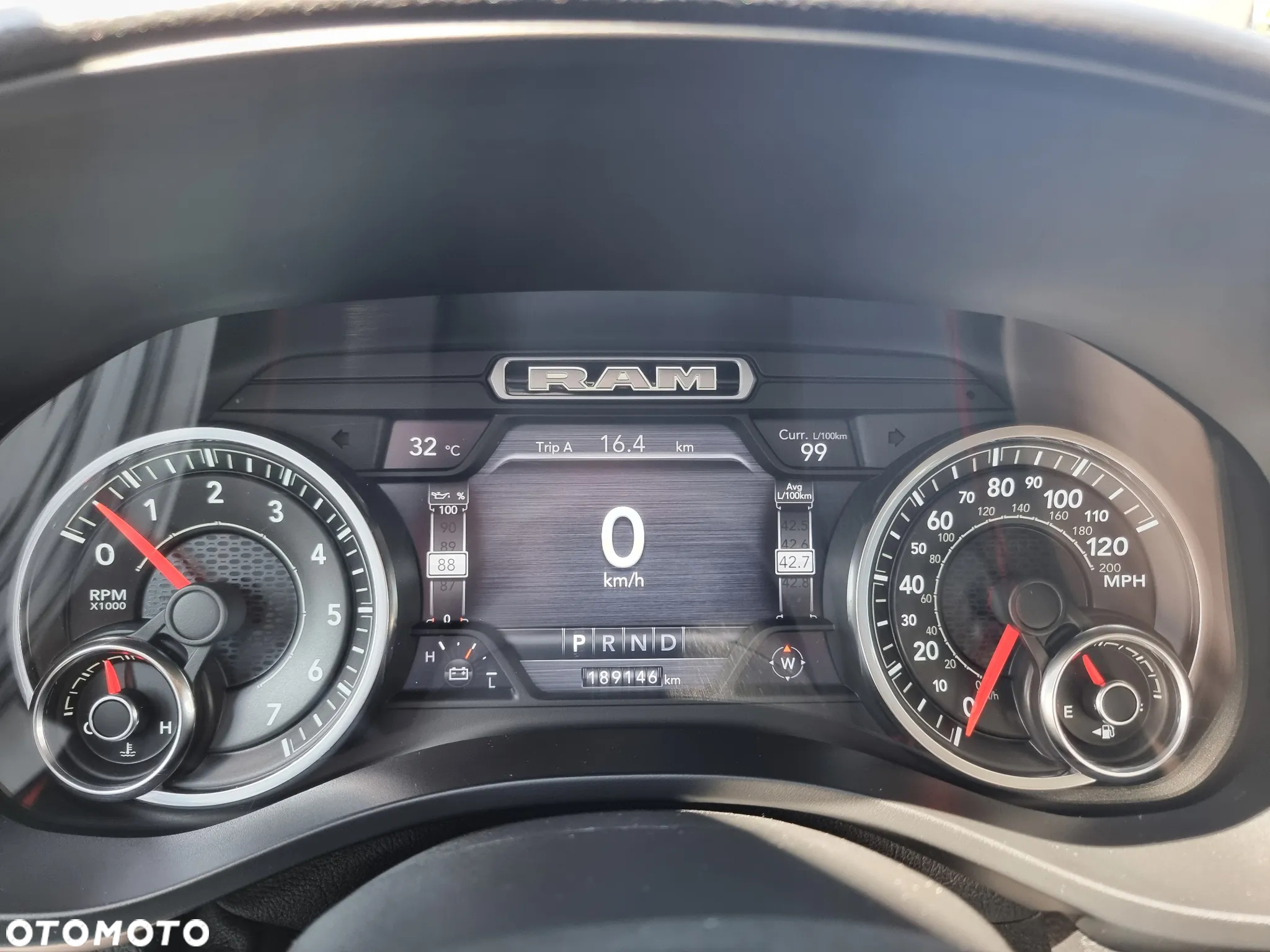 RAM 1500 - 25