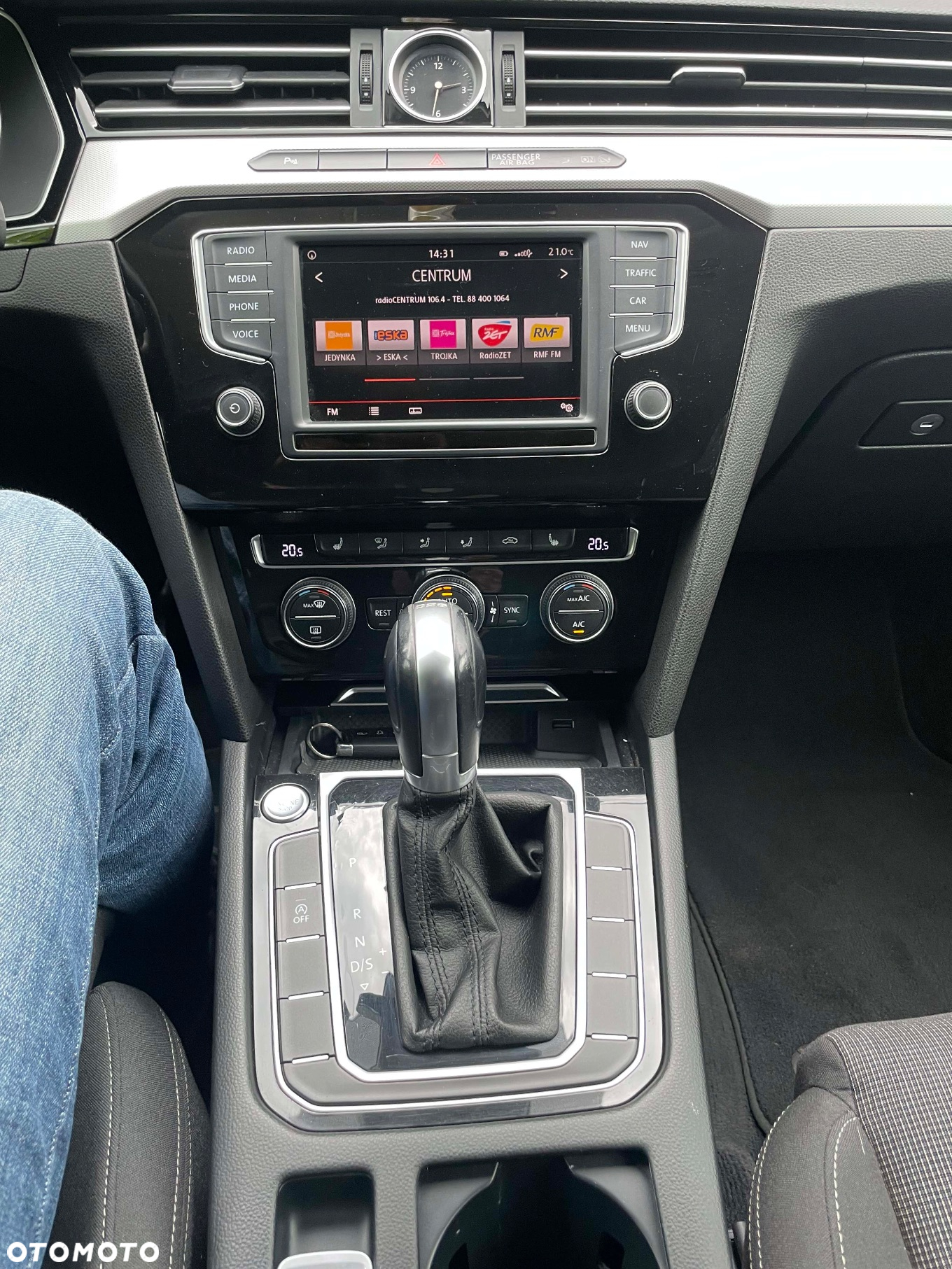 Volkswagen Passat - 8