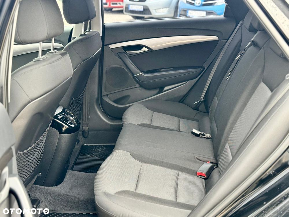 Hyundai i40 Kombi blue 1.7 CRDi Premium - 36