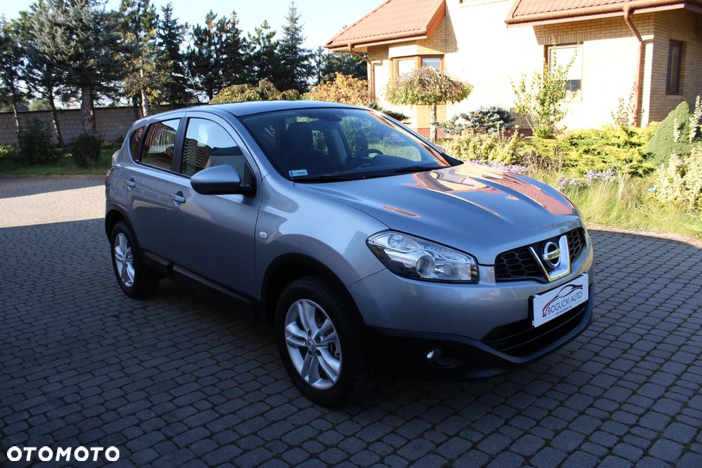 2010 Nissan Qashqai 1.6 Acenta, photograph 11