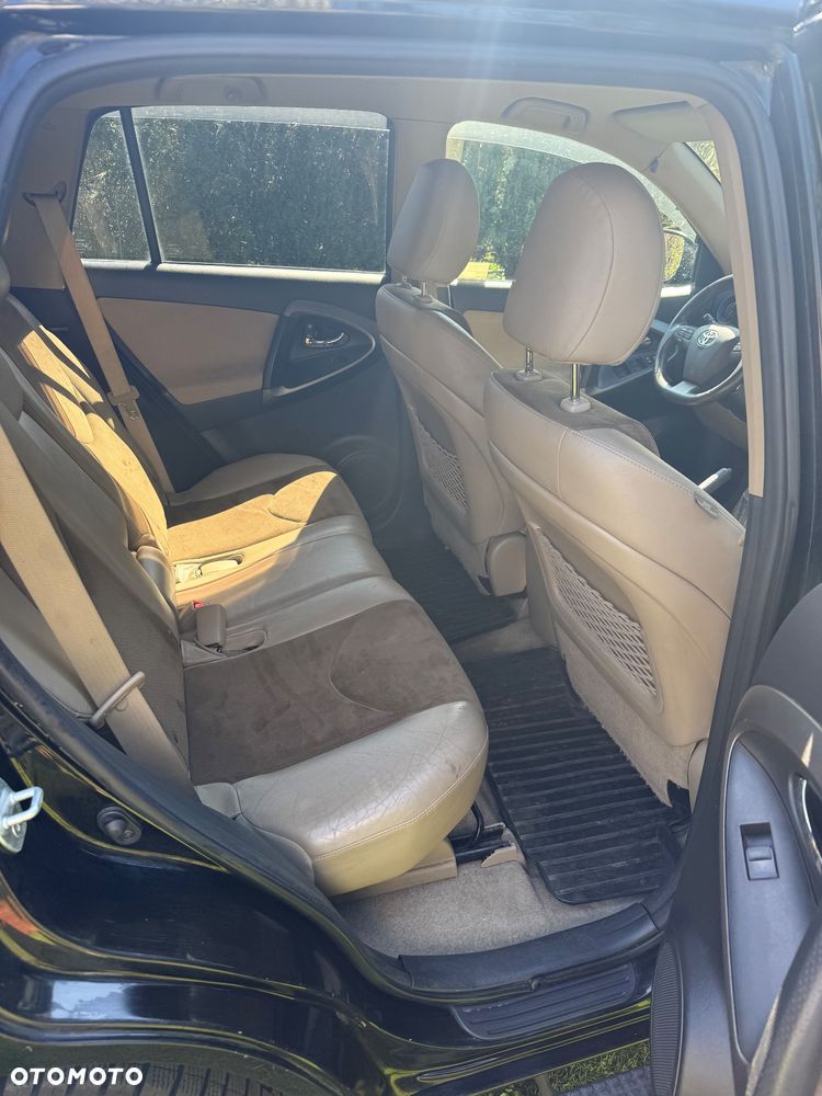 Toyota RAV4 2.0 VVT-i Premium - 14