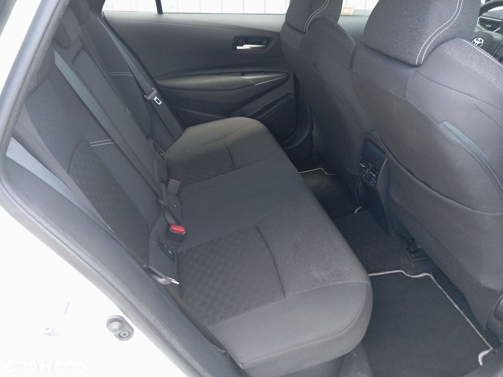 Toyota Corolla 1.8 Hybrid Comfort - 9