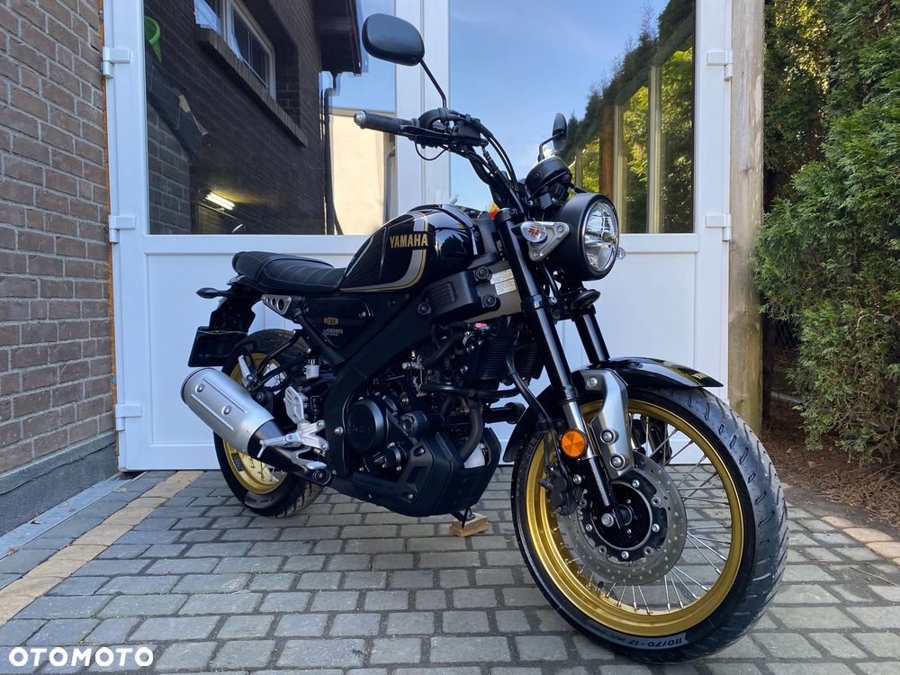 Yamaha XSR - 3
