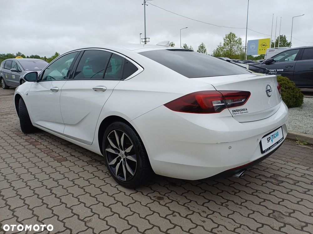 Opel Insignia 2.0 CDTI Innovation S&S - 4
