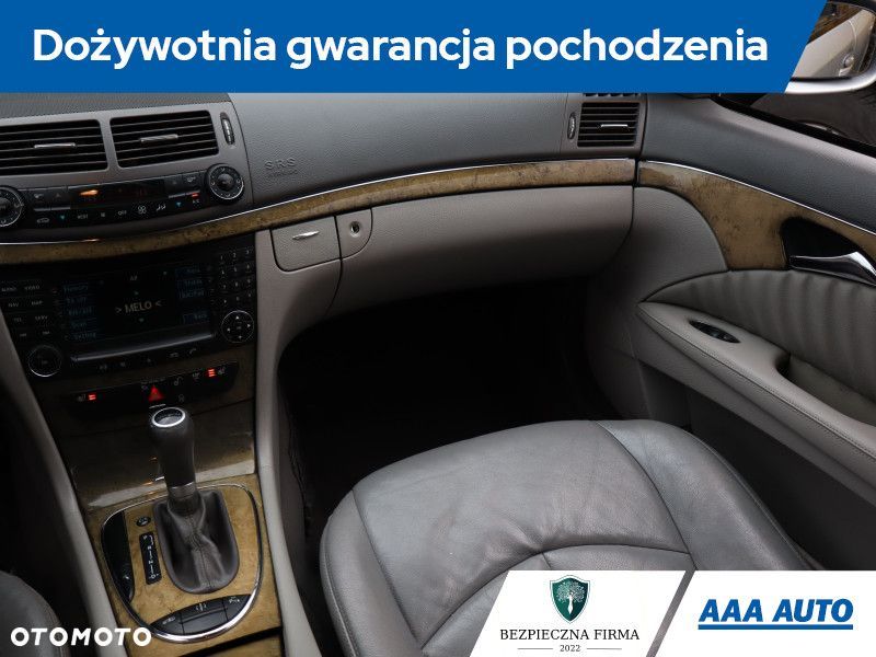 Mercedes-Benz Klasa E - 9