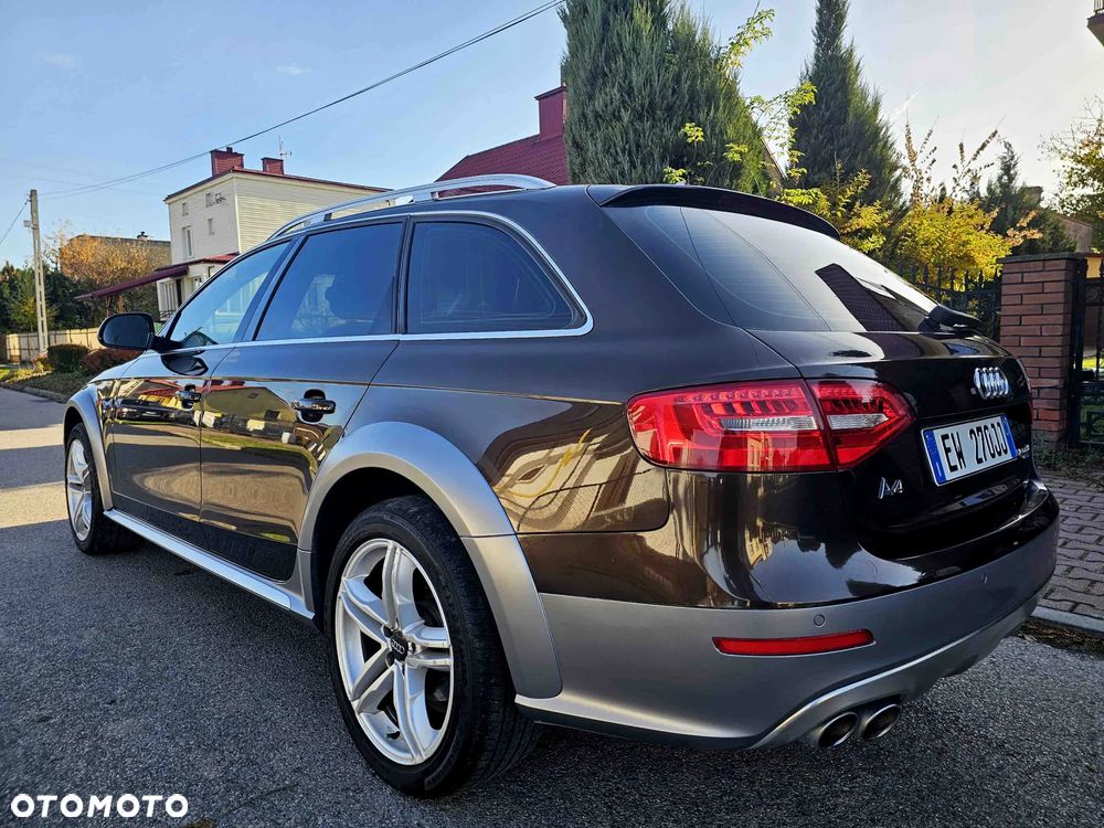 Audi A4 Allroad 2.0 TDI DPF S tronic - 11