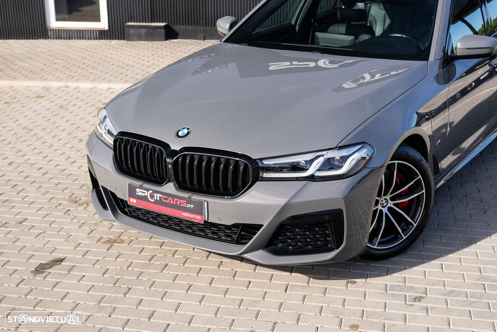 BMW 520 e Pack M - 3