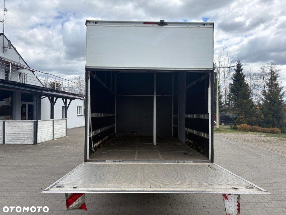 Iveco DAILY 35S KONTENER Z WINDĄ 8EP 2,5wysoki Super Stan - 13