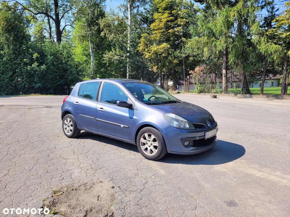 Renault Clio 1.2 16V Expression - 11