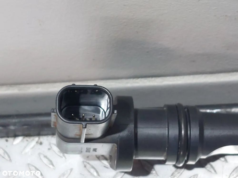 CZUJNIK POŁOŻENIA WAŁKA LEXUS RX450 3,5 V6 HYBRYDA R2016 - 2