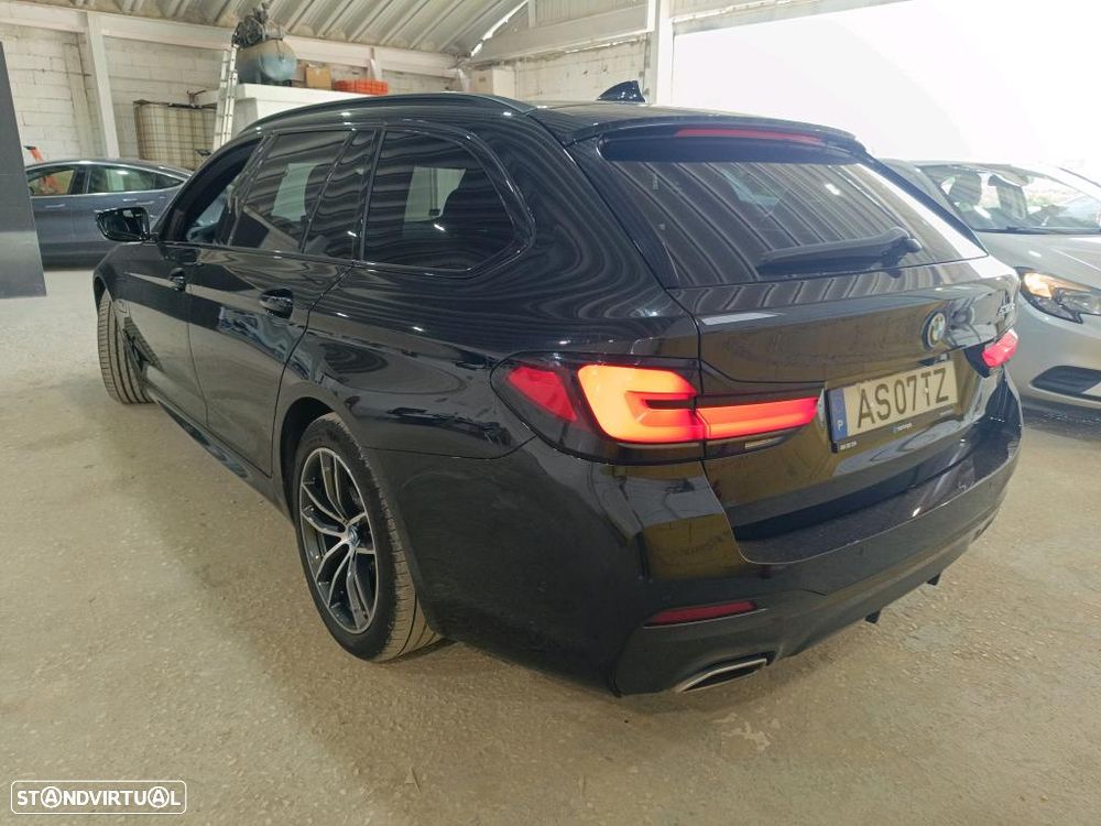 BMW 530 e - 3