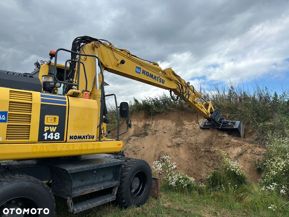Komatsu /  PW 148-8 / - 12