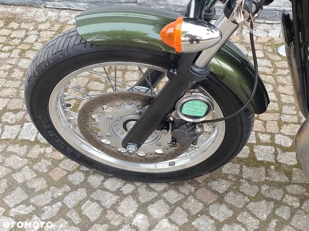 Triumph Thruxton - 34