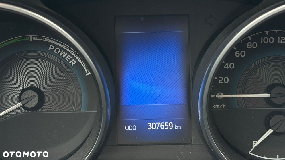 Toyota Auris - 13