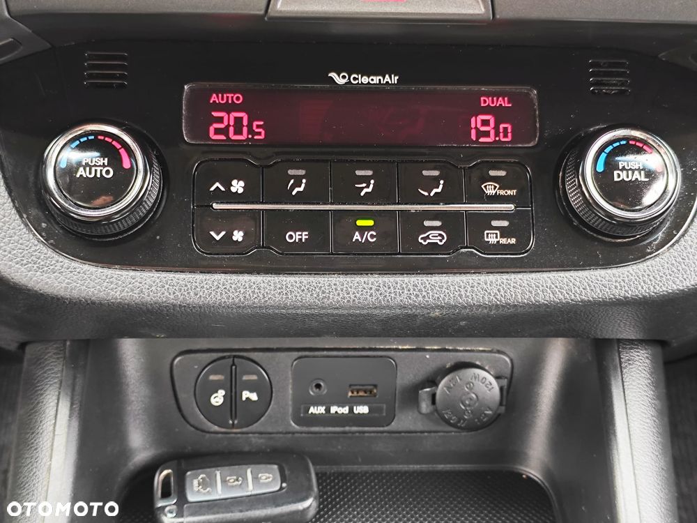 Kia Sportage 2.0 CRDI 4WD Attract - 37