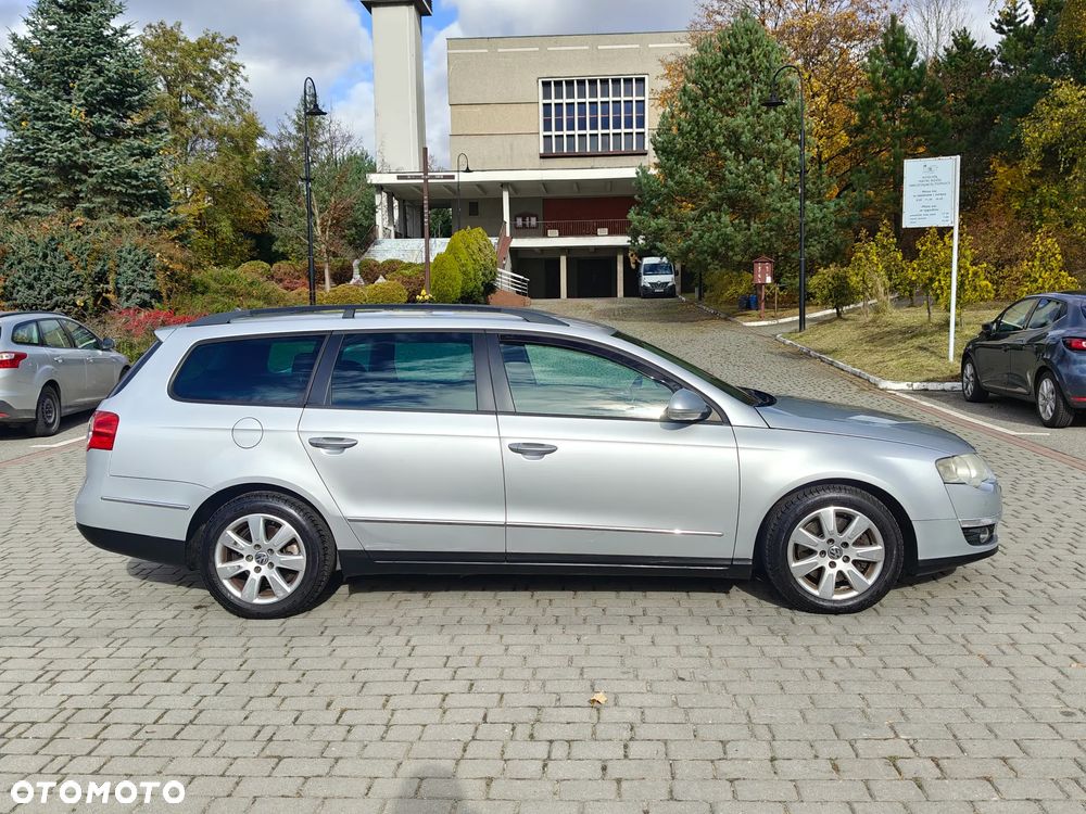 Volkswagen Passat 1.8 TSI Comfortline - 2