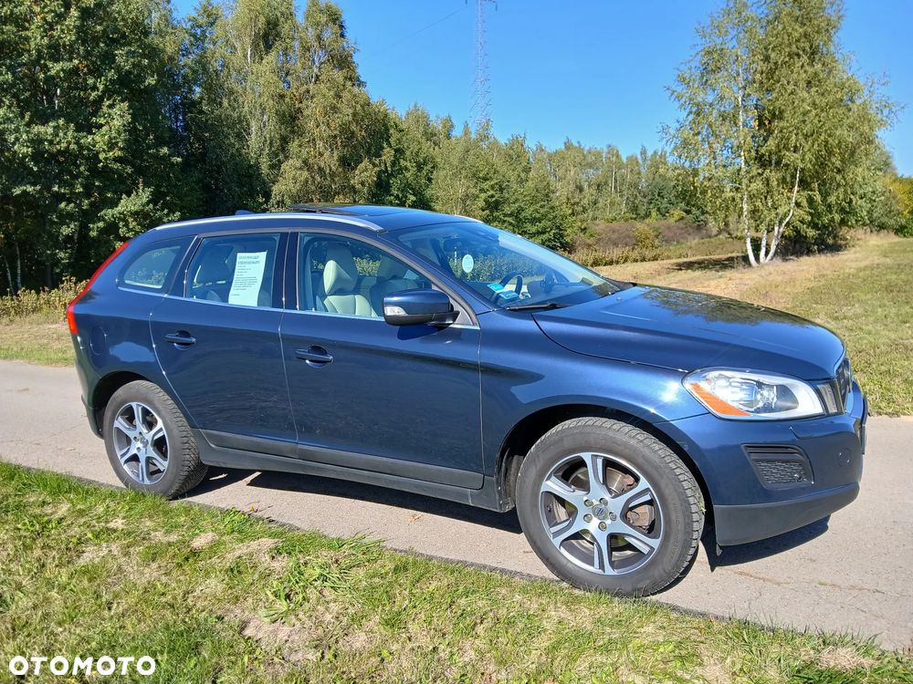 Volvo Xc 60 2013 photo 2