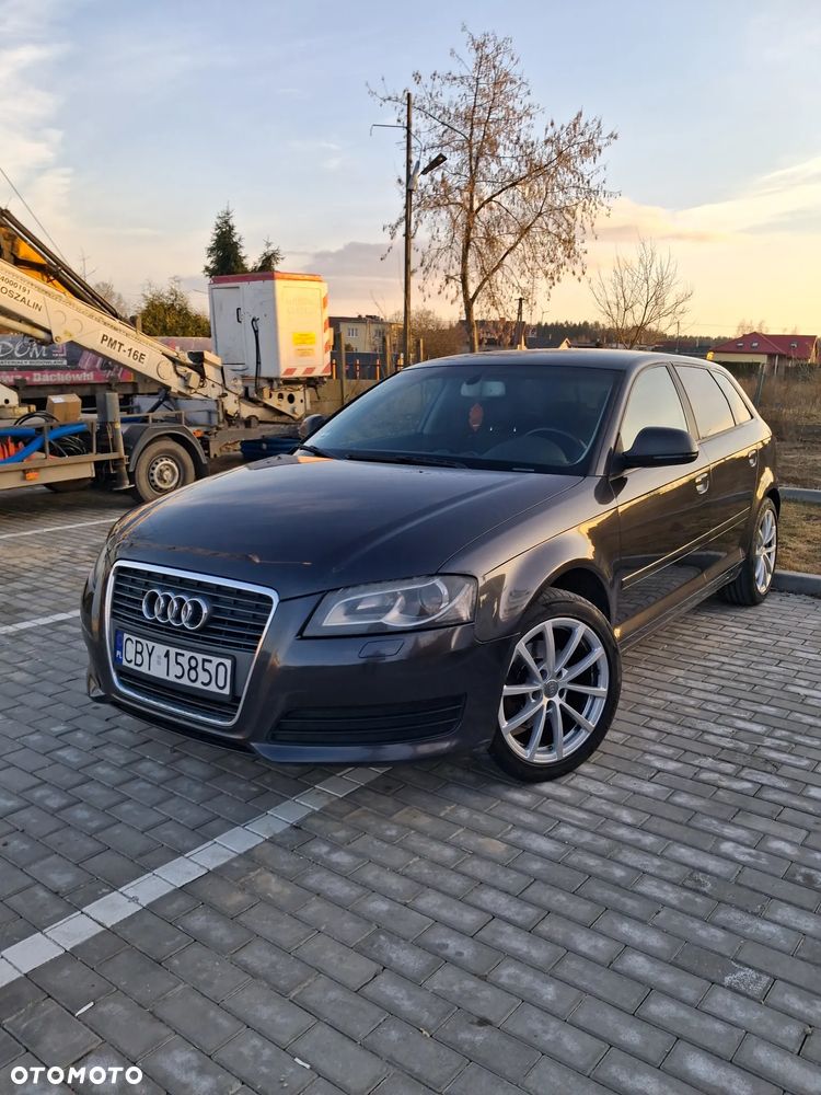 Audi A3 Sportback 2.0 TDI DPF Ambiente - 1