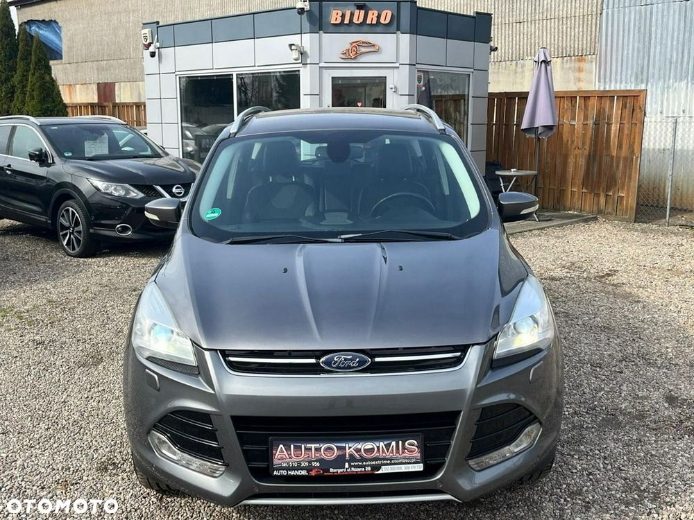 Ford Kuga 1.6 EcoBoost 2x4 Titanium - 40