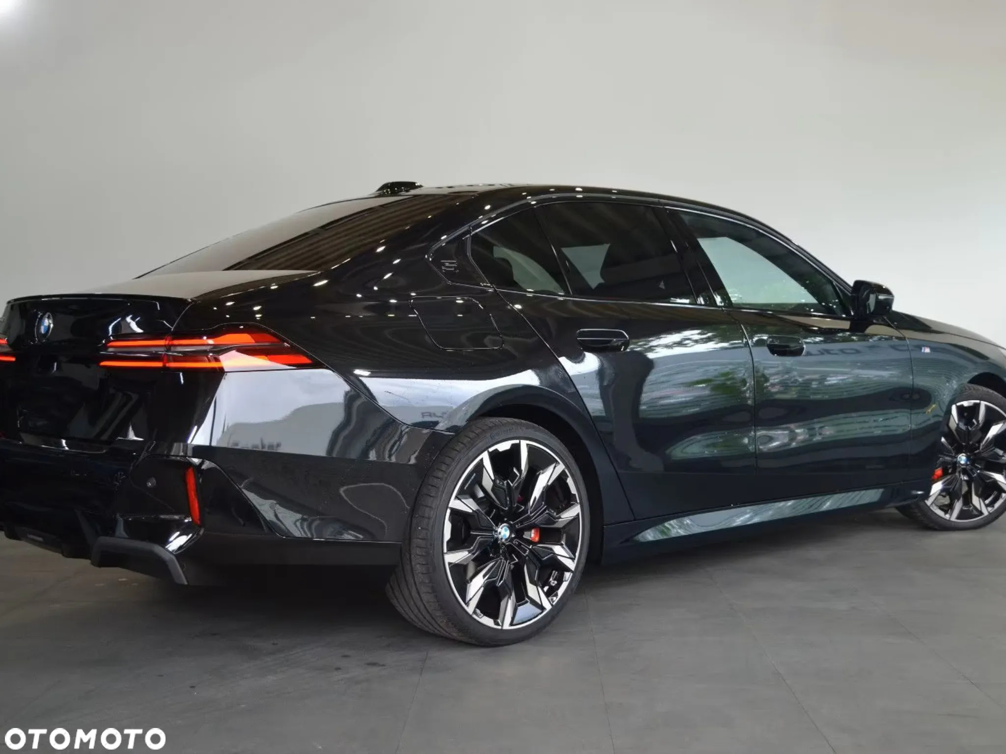 BMW Seria 5 520d xDrive mHEV M Sport - 6