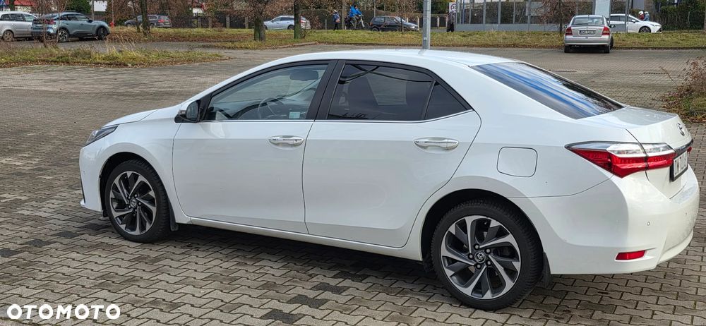 Toyota Corolla 1.6 50th Anniversary - 7